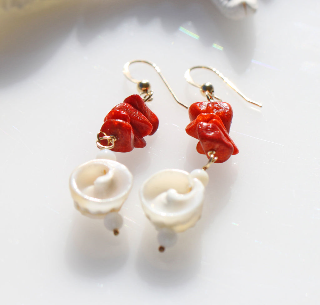 Red coral earrings☆赤サンゴ子宝ピアス