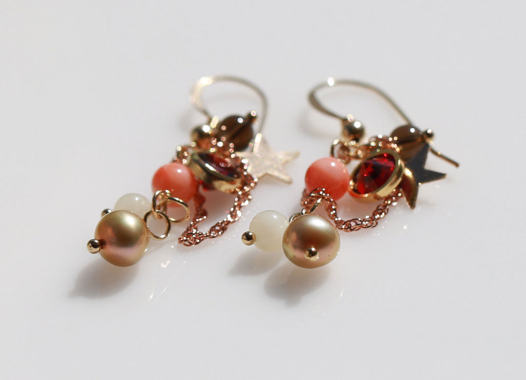 Holiday love red earrings☆ホリデー愛の赤ピアス